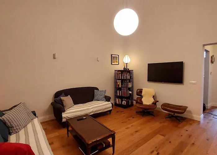 Nook アパート バーリ